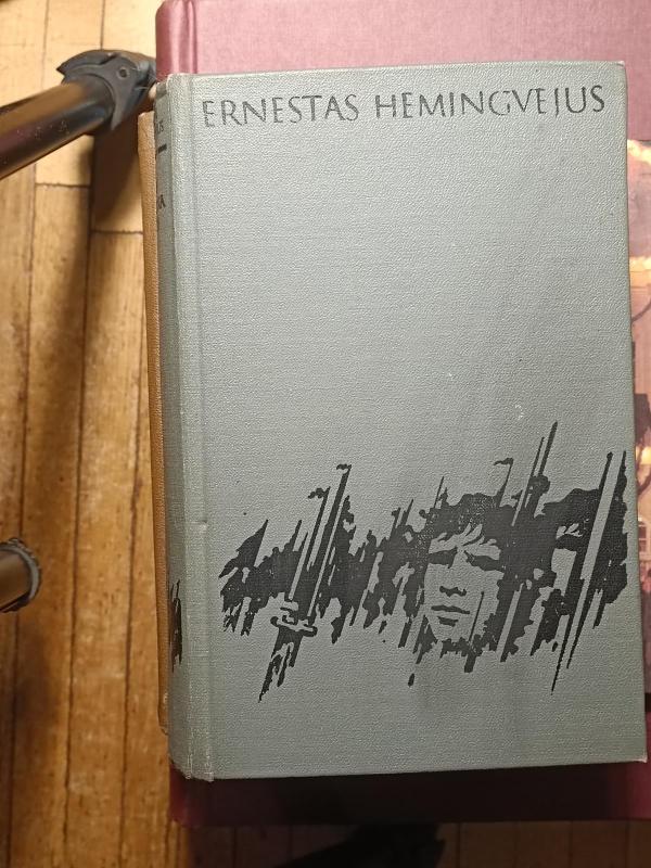 Kam skambina varpai - Ernestas Hemingvėjus, knyga 3