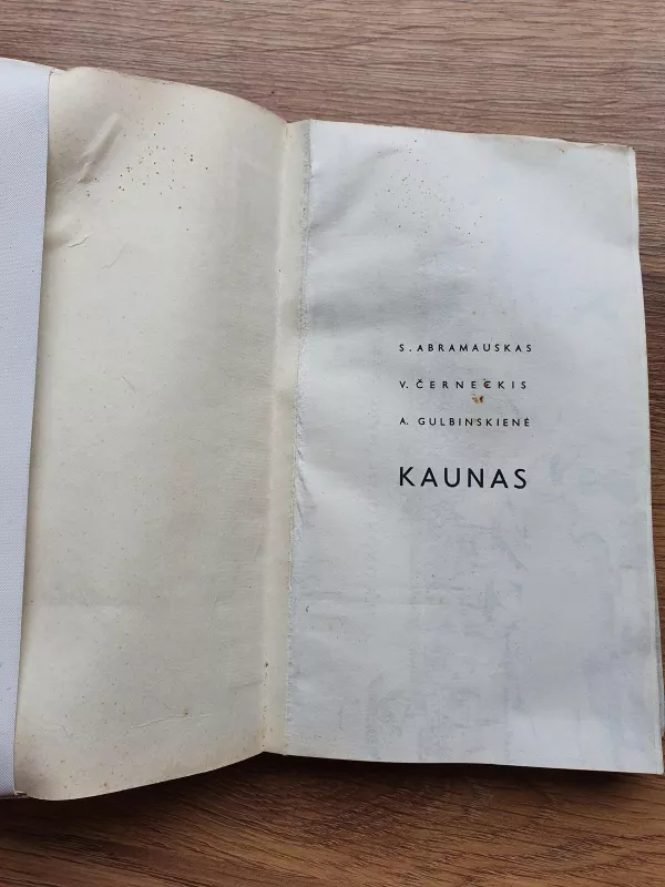 Kaunas - S. Abramauskas, V.  Černeckis, A.  Gulbinskienė, knyga 2
