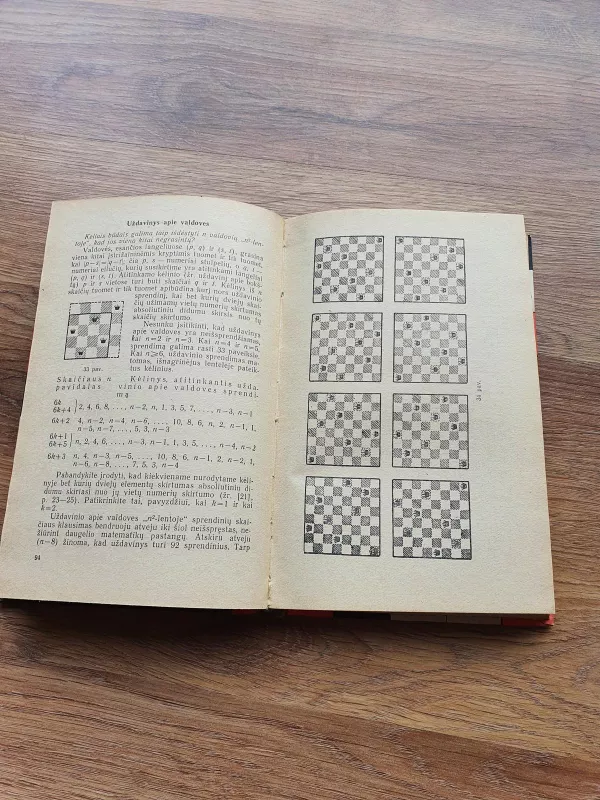 Matematiniai žaidimai ir sąmojo uždaviniai - A. Domoriadas, knyga 3