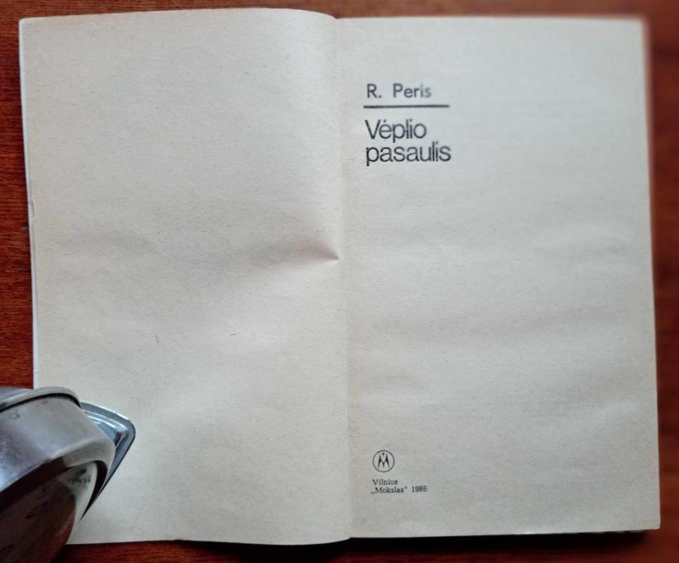 Vėplio pasaulis - R. Peris, knyga 3