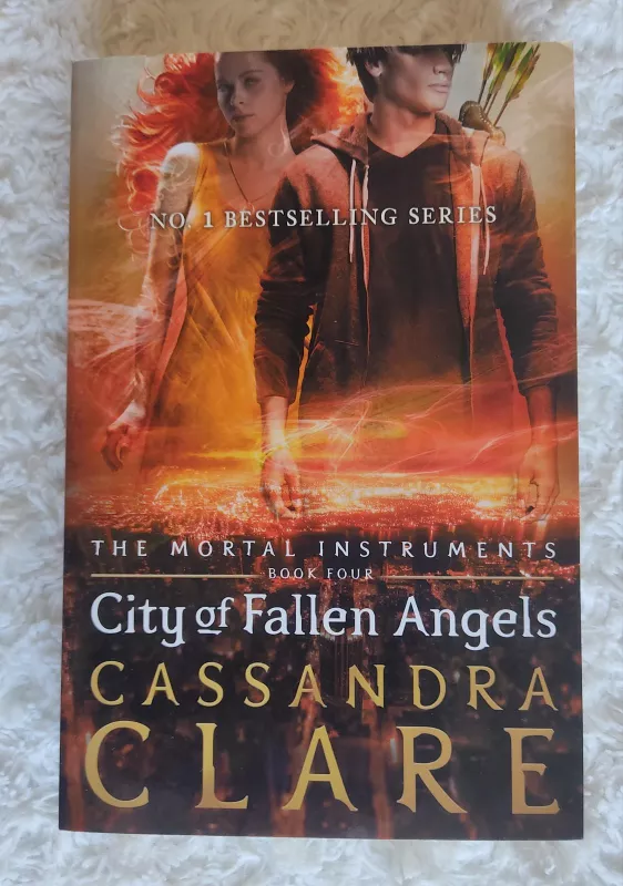 The Mortal Instruments 4: City of Fallen Angels - clare cassandra, knyga 3