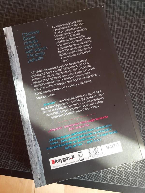 Artemidė - Andy Weir, knyga 3
