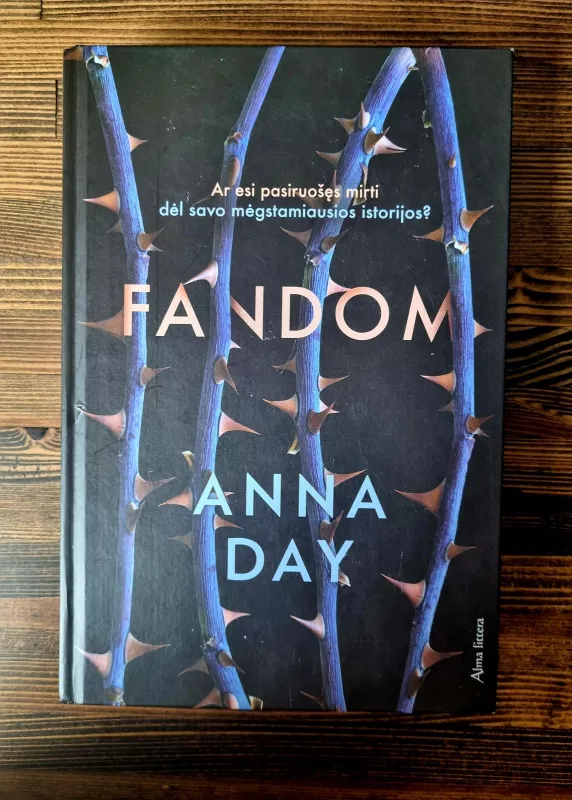 Fandom - Anna Day, knyga 2