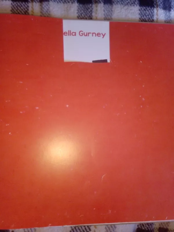 Triušis ir didelis raudonas motoroleris - Stella Gurney, knyga 4