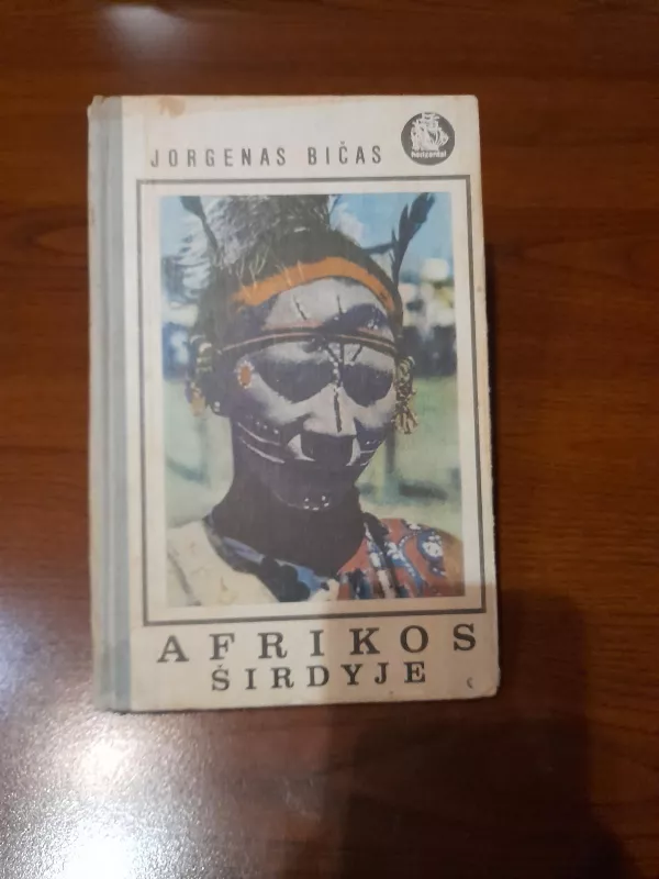 Afrikos širdyje - Jorgenas Bičas, knyga 2
