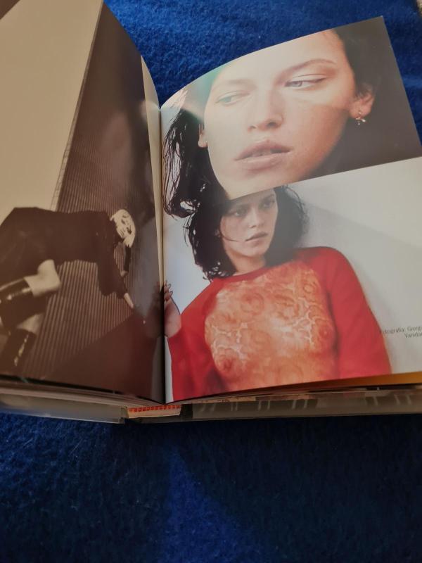 Vanidad, The Skin I Lived, Los años curiosos - Emilio Saliquet, knyga 5