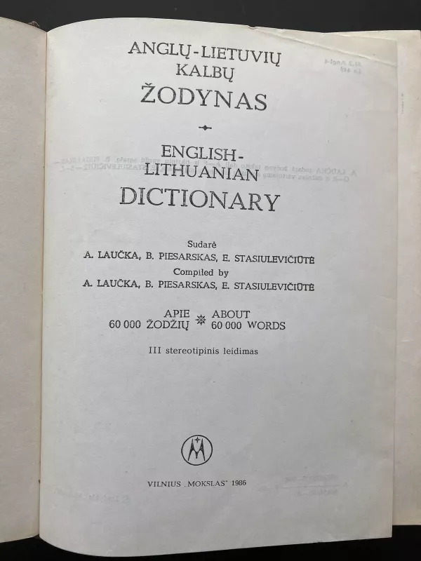 Anglų-lietuvių kalbų žodynas - A. Laučka, B.  Piersakas, E.  Stasiulevičiūtė, knyga 2