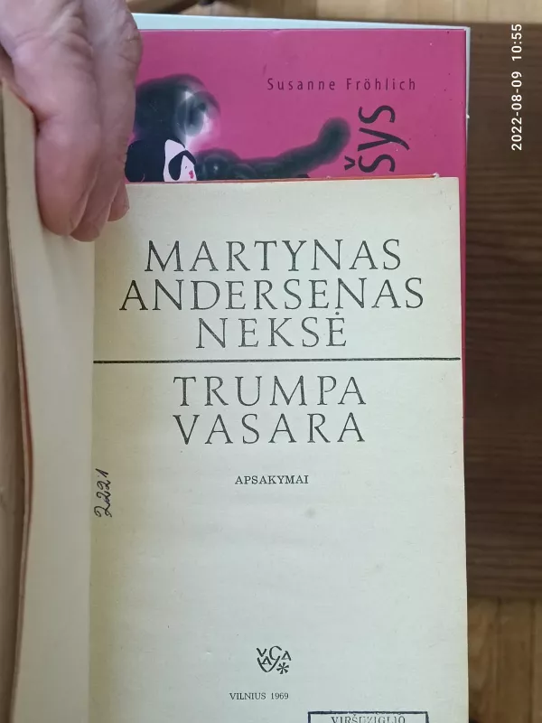 Trumpa vasara - Martinas Andersenas Neksė, knyga 2