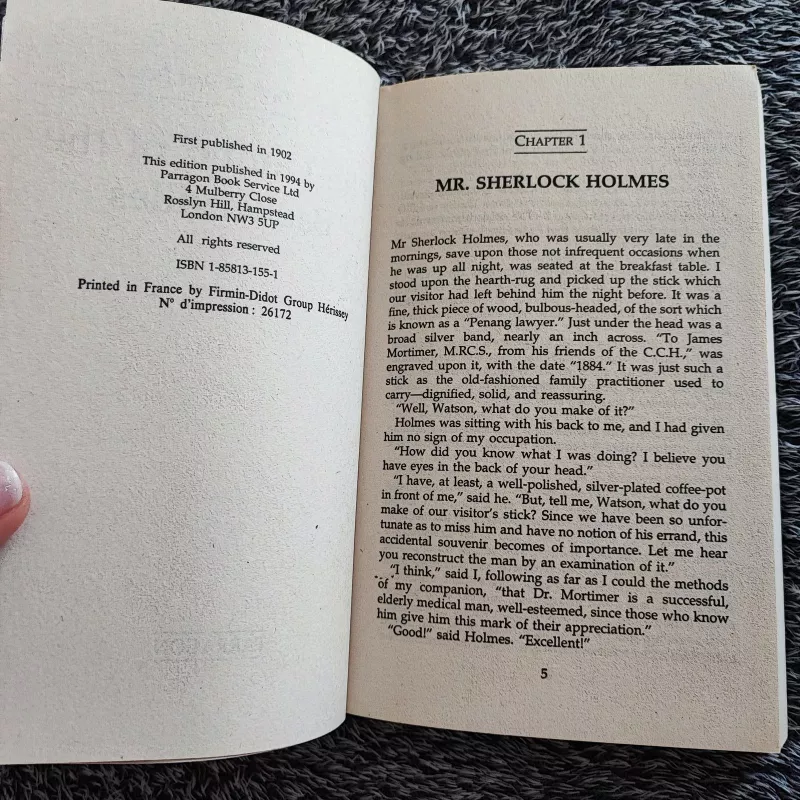 The Hound of the Baskervilles - Arthur Conan Doyle, knyga 3