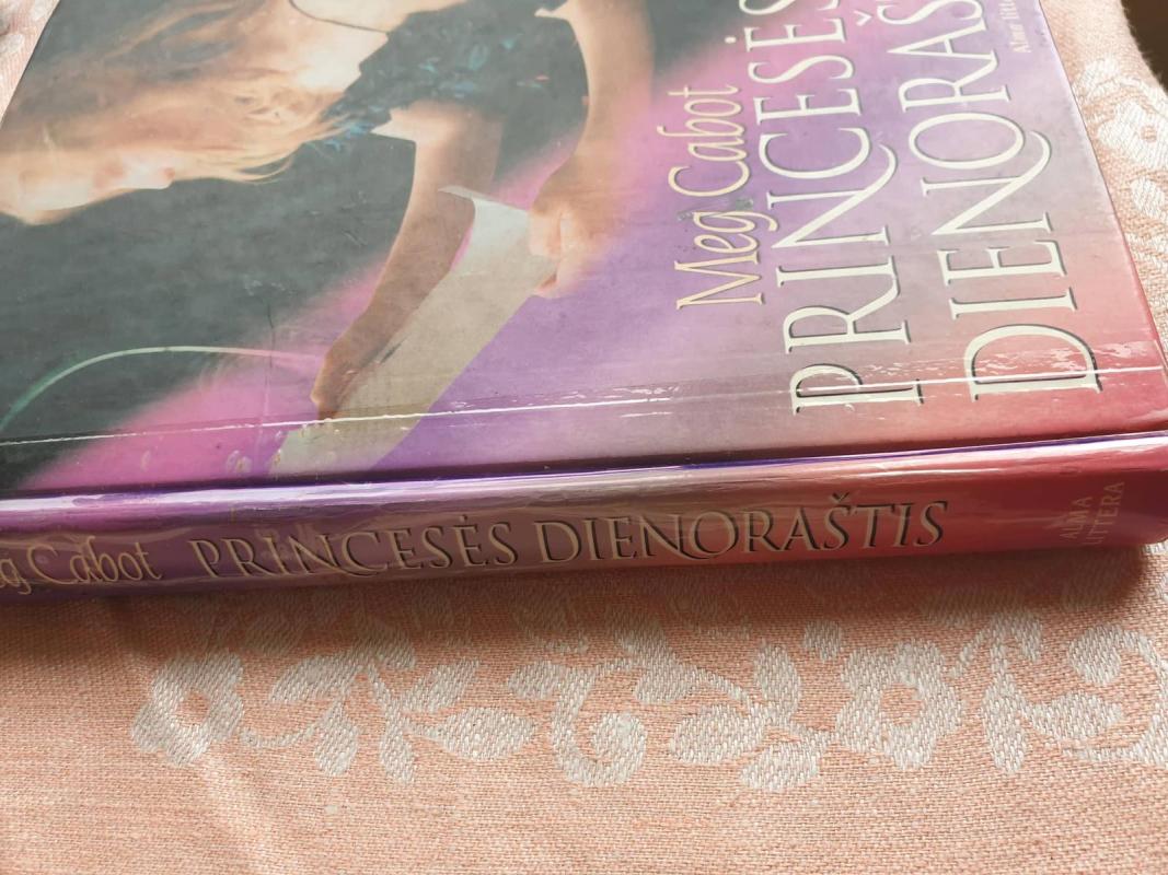 Princesės dienoraštis (1 dalis) - Meg Cabot, knyga 2