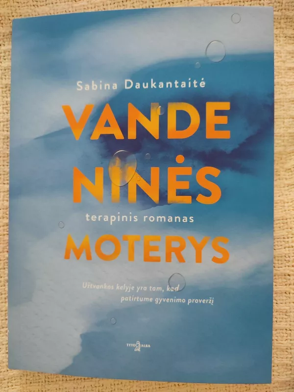 VANDENINĖS MOTERYS - Sabina Daukantaitė, knyga 3
