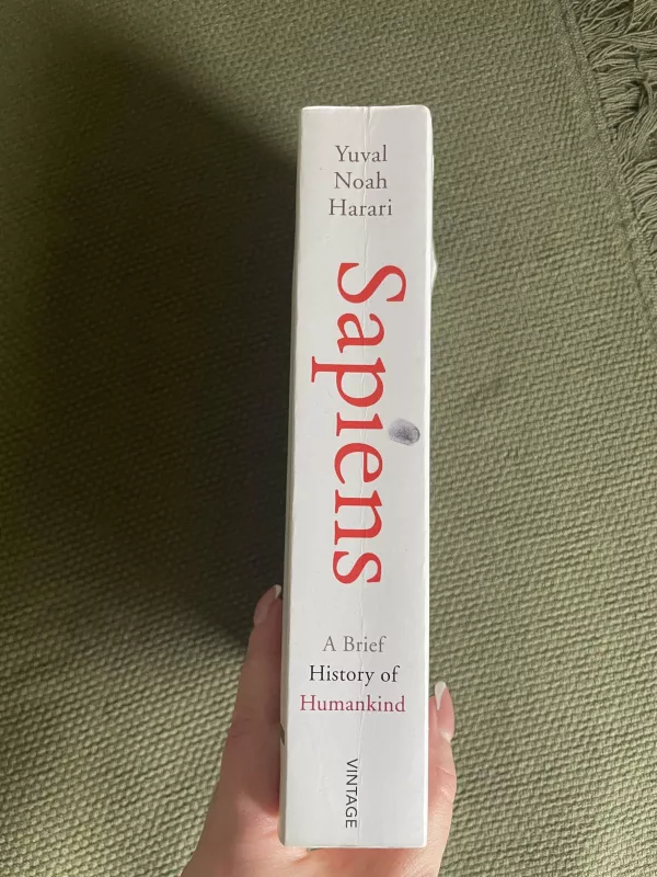 Sapiens: A Brief History of Humankind - Yuval Noah Harari, knyga
