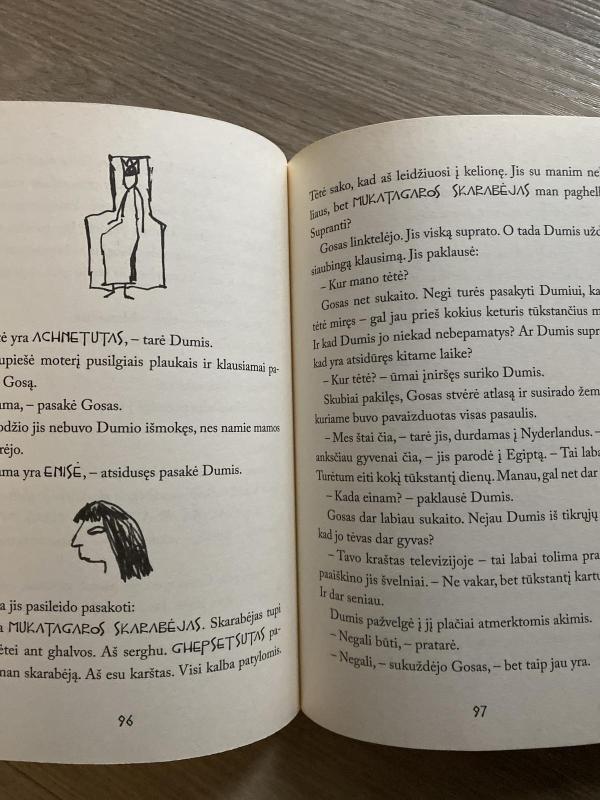 Mumija Dumis ir aukso skarabejas - Tosca Menten, knyga 2