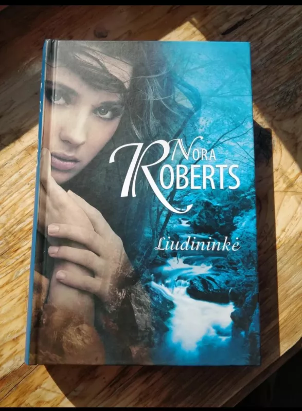 Liudininke - Nora Roberts, knyga
