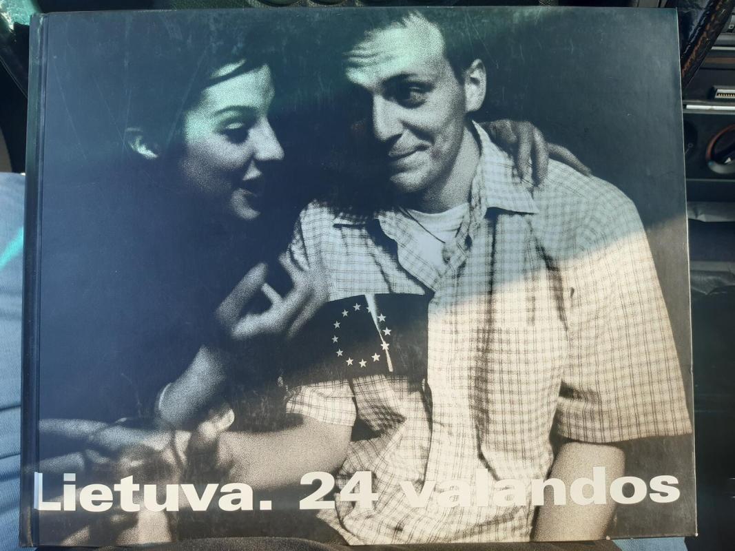 Lietuva. 24 valandos = Lithuania. 24 hours - Autorių Kolektyvas, knyga 3