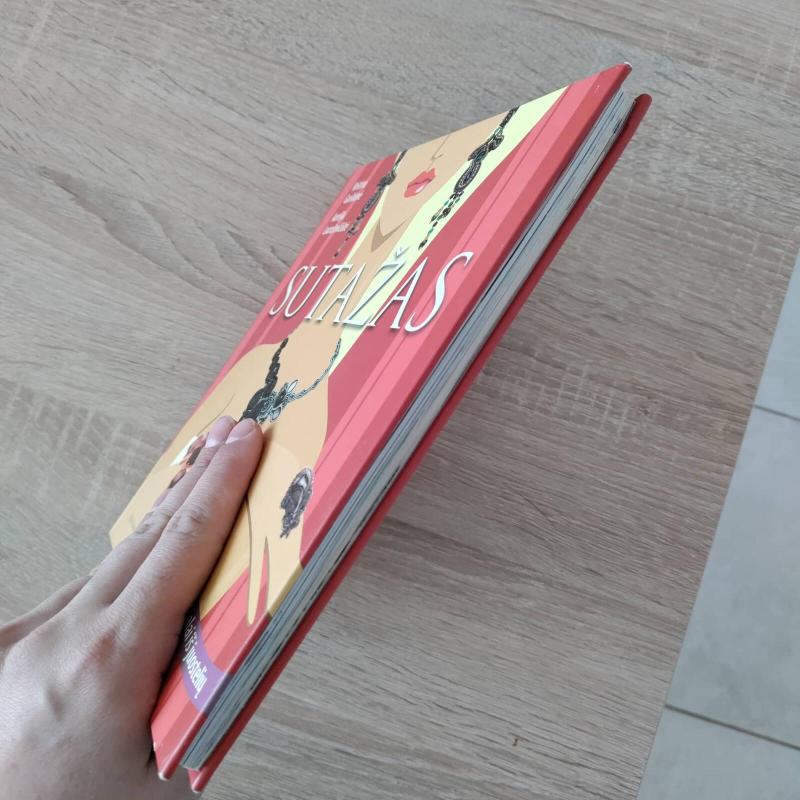 Sutažas. Žavūs papuošalai iš juostelių - Vytautas Žutautas, Aurelija  Jaruševičiūtė, knyga 2