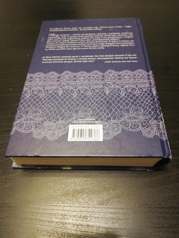 Būrėja nėriniais - Brunonia Barry, knyga 2