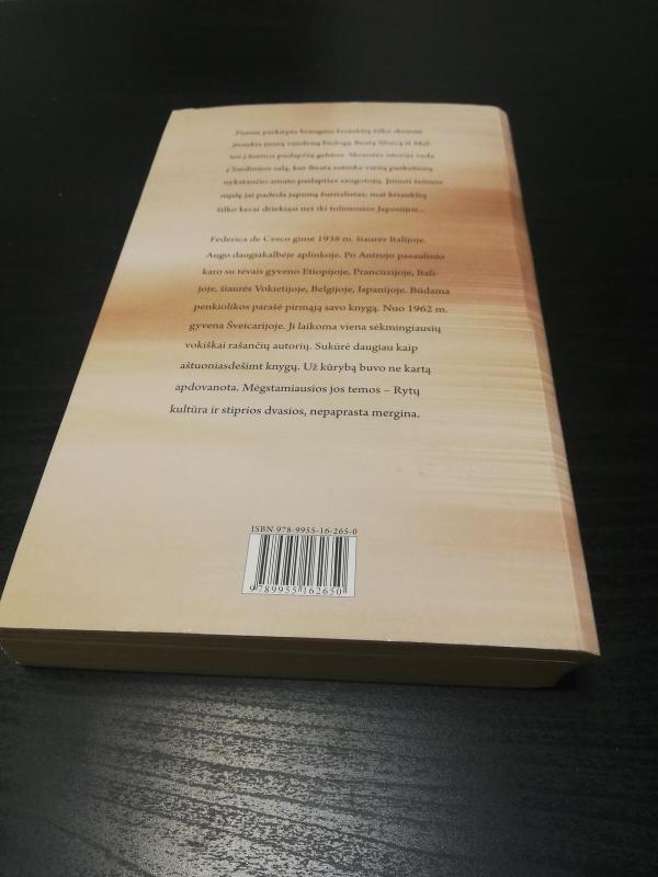 Kriauklių šilkas - Federica de Cesco, knyga 3