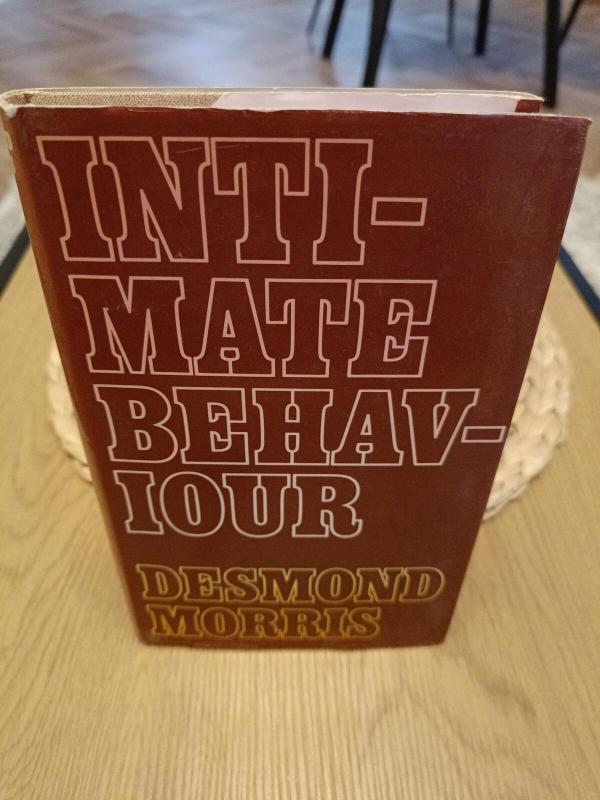 Intimate Behaviour - Desmond Morris, knyga 3