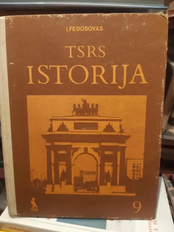 TSRS istorija 9 klasei - I. Fedosovas, knyga