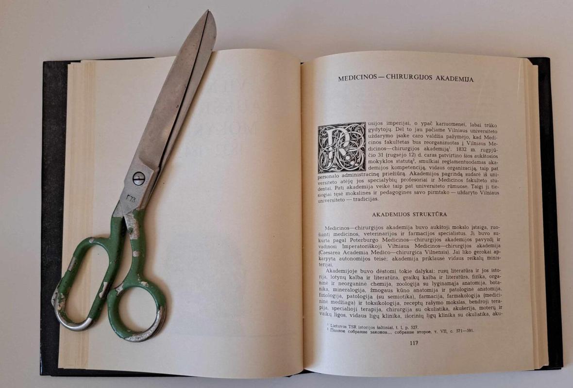 Vilniaus universiteto istorija 1803-1940 - Autorių Kolektyvas, knyga 5