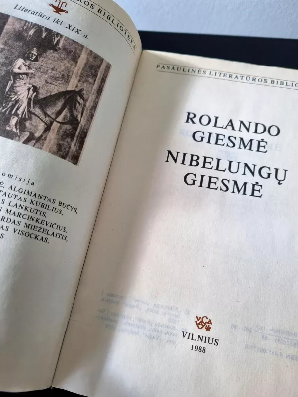Rolando giesme. Nibelungų giesmė - Autorių Kolektyvas, knyga
