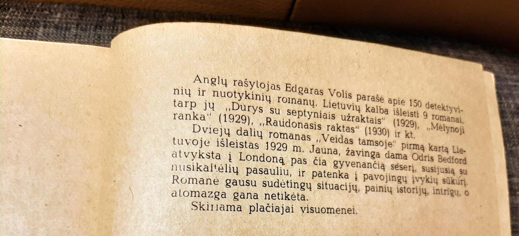 Veidas tamsoje - Edgaras Volis, knyga 3