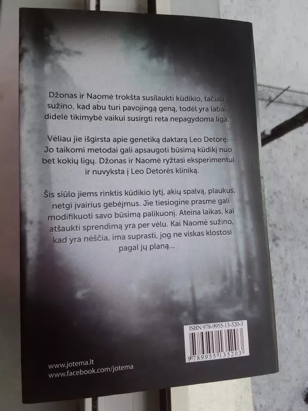 Tobulieji - Peter James, knyga 3