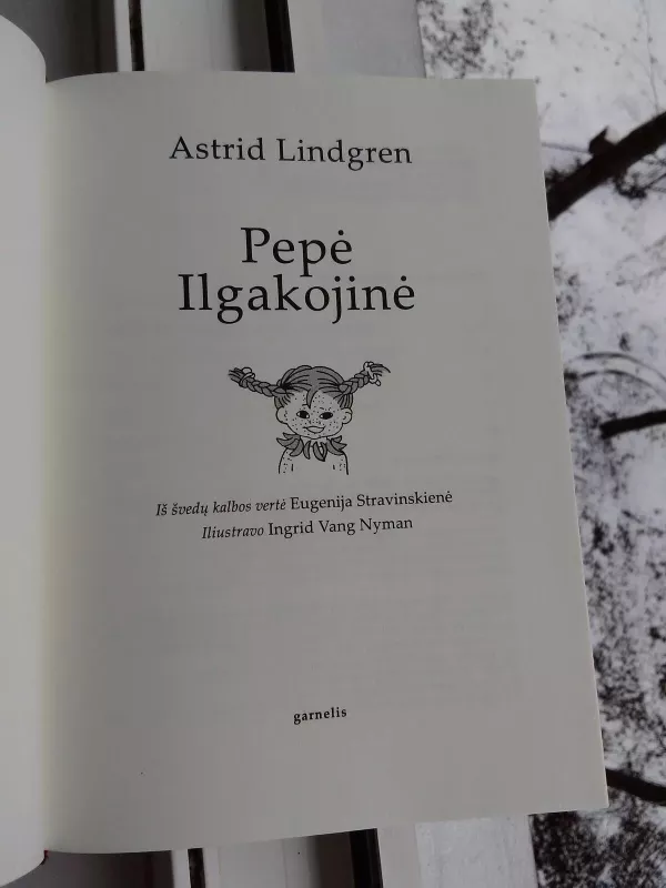 Pepė Ilgakojinė - Astrid Lindgren, knyga 4