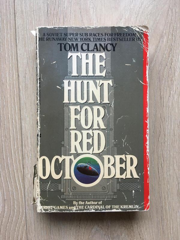 The Hunt for Red October - Tom Clancy, knyga