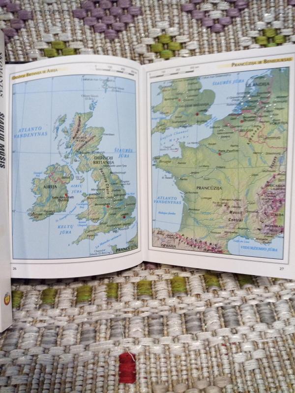 Šalys ir skaičiai 2011. Mažasis pasaulio atlasas - Autorių Kolektyvas, knyga 4