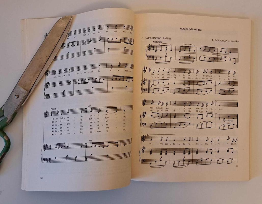 Dainų dainelė - Antanas Gradeckas, knyga 5