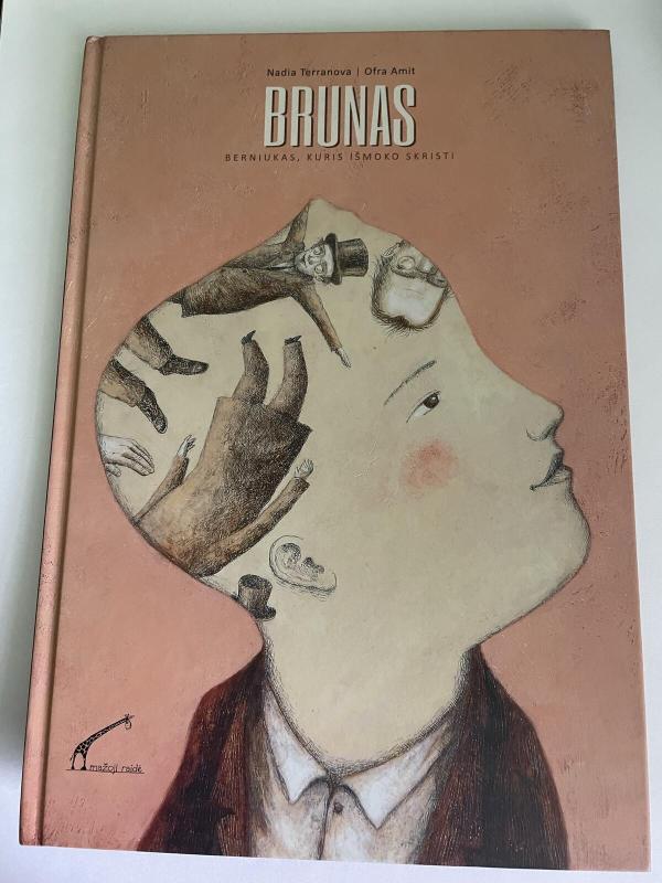 Brunas, berniukas, kuris išmoko skristi - Nadia Terranova, knyga 3