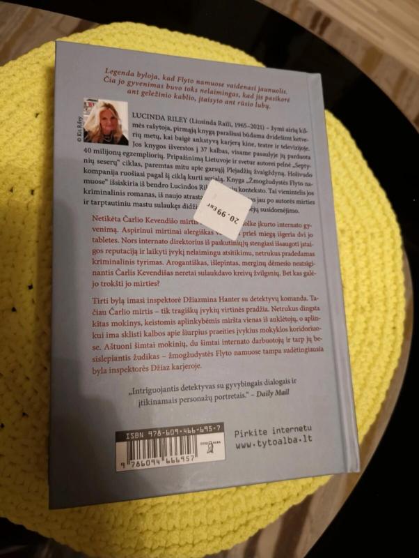 Žmogžudystės Flyto namuose - LUCINDA RILEY, knyga 2