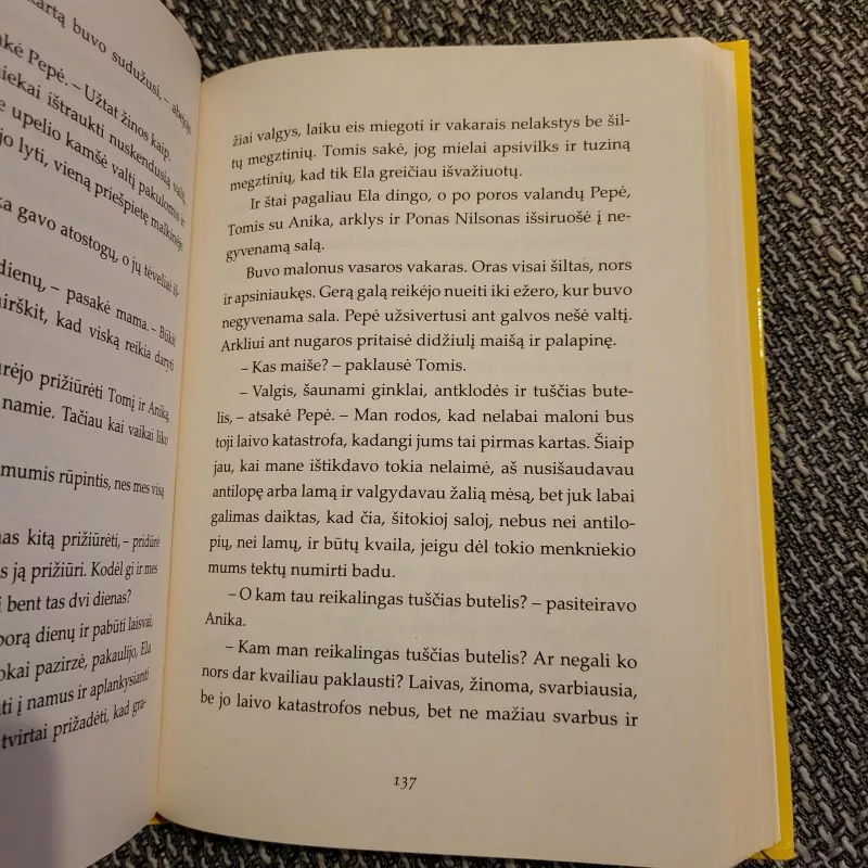 Pepė Ilgakojinė - Astrid Lindgren, knyga 3