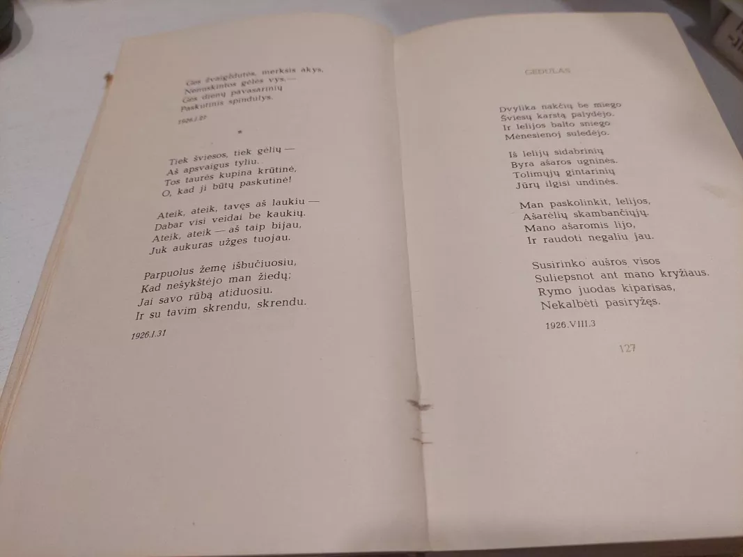 Poezija - Salomėja Nėris, knyga 3