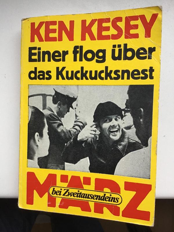 Einer flog über das Kuckucksnest - Ken Kesey, knyga 3