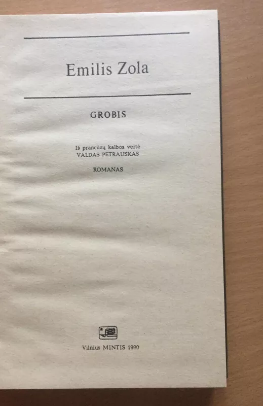 Grobis - Emilis Zola, knyga 3