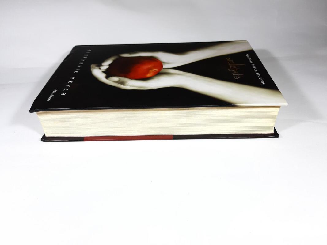 Saulėlydis - Stephenie Meyer, knyga 4