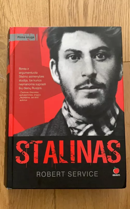 Stalinas - Robert Service, knyga 2