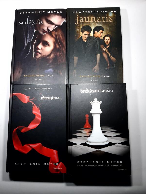 Saulėlydžio saga (4 knygos) - Stephenie Meyer, knyga 2