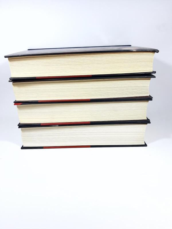 Saulėlydžio saga (4 knygos) - Stephenie Meyer, knyga 4