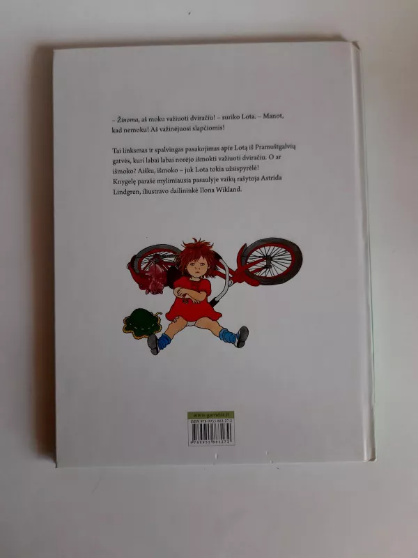 Lota moka važiuoti dviračiu - Astrid Lindgren, knyga 3