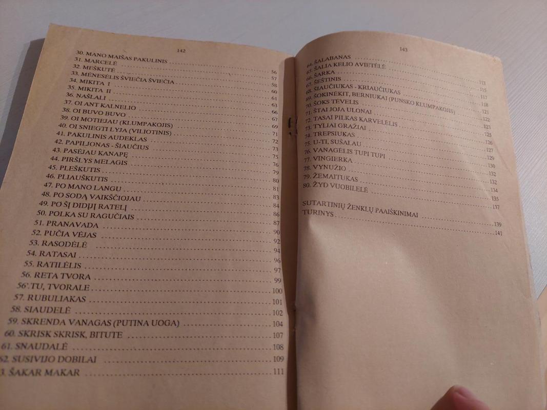 Lietuvių liaudies rateliai ir šokiai - Alina Kirvaitienė, knyga 4