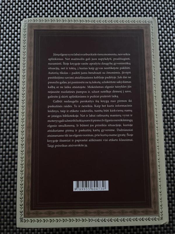 Viskas apie etiketą - Amy Vanderbilt, knyga 3