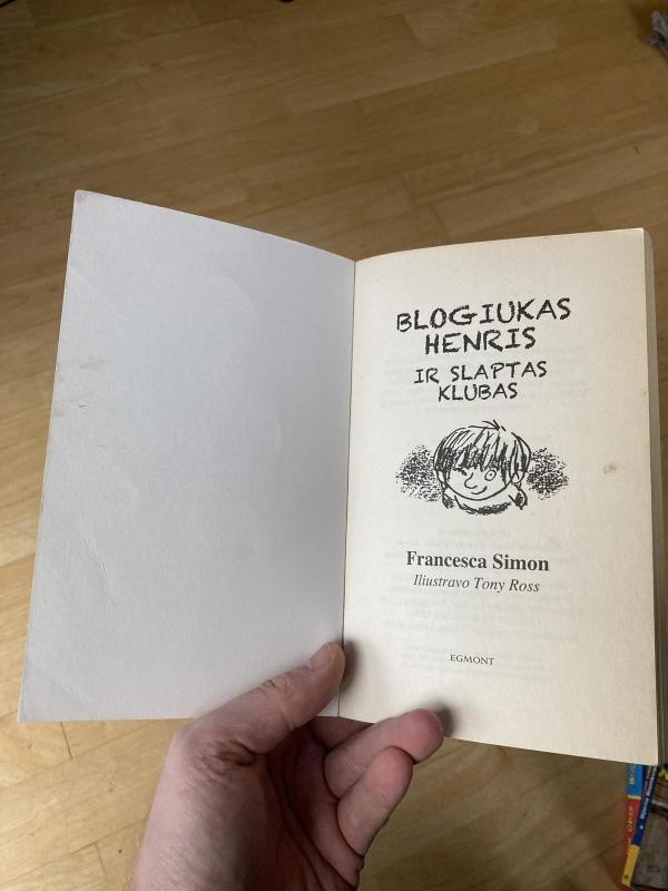 Blogiukas Henris ir slaptas klubas - Francesca Simon, knyga 2