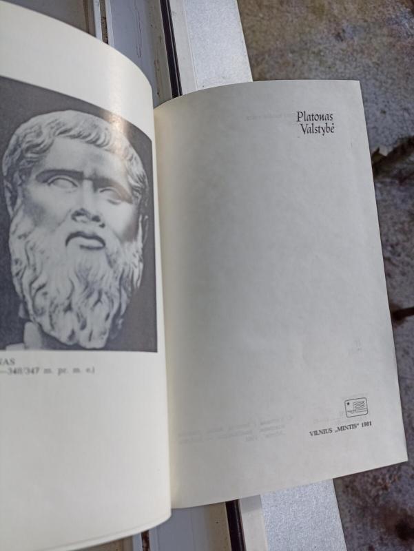 Valstybė - Autorių Kolektyvas, knyga 3