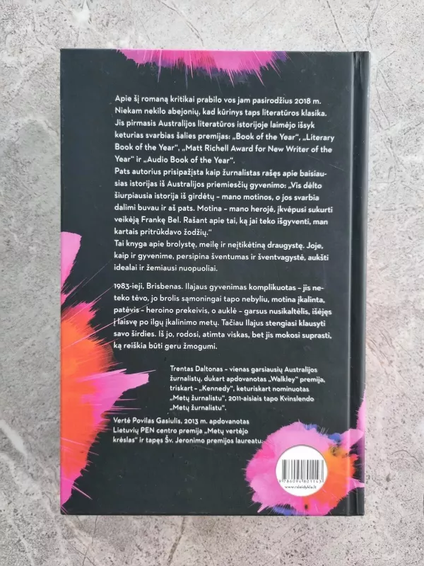 Berniukas nuryja visatą - Trent Dalton, knyga 3