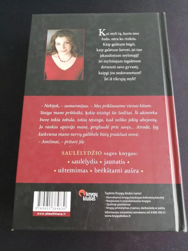 Brėkštanti aušra - Meyer Stephanie, knyga 2