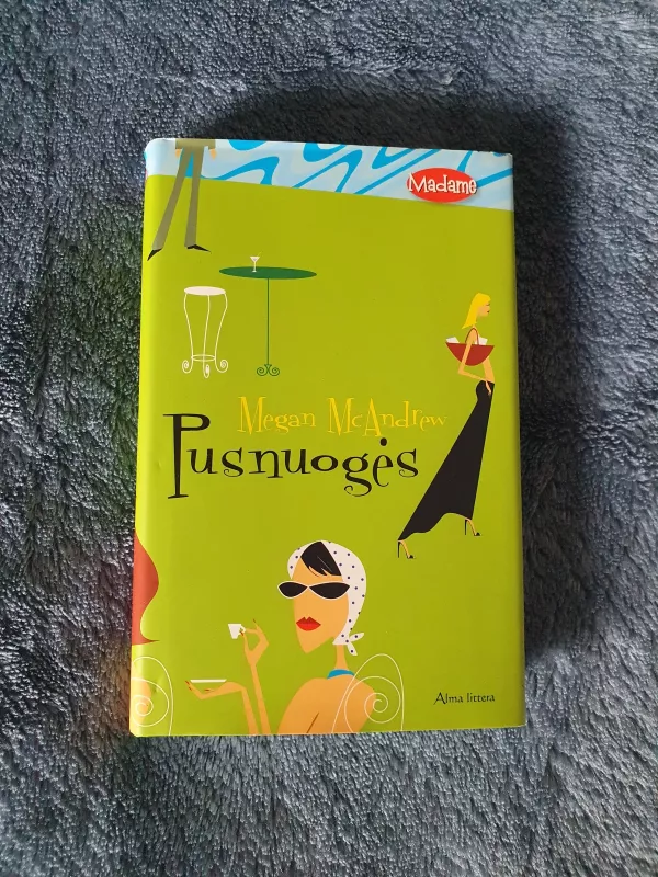 Pusnuogės - Megan McAndrew, knyga 2